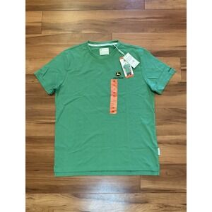 John Deere T-Shirt Green Embroidered Short Sleeve Shirt NWT Men's Size Medium M